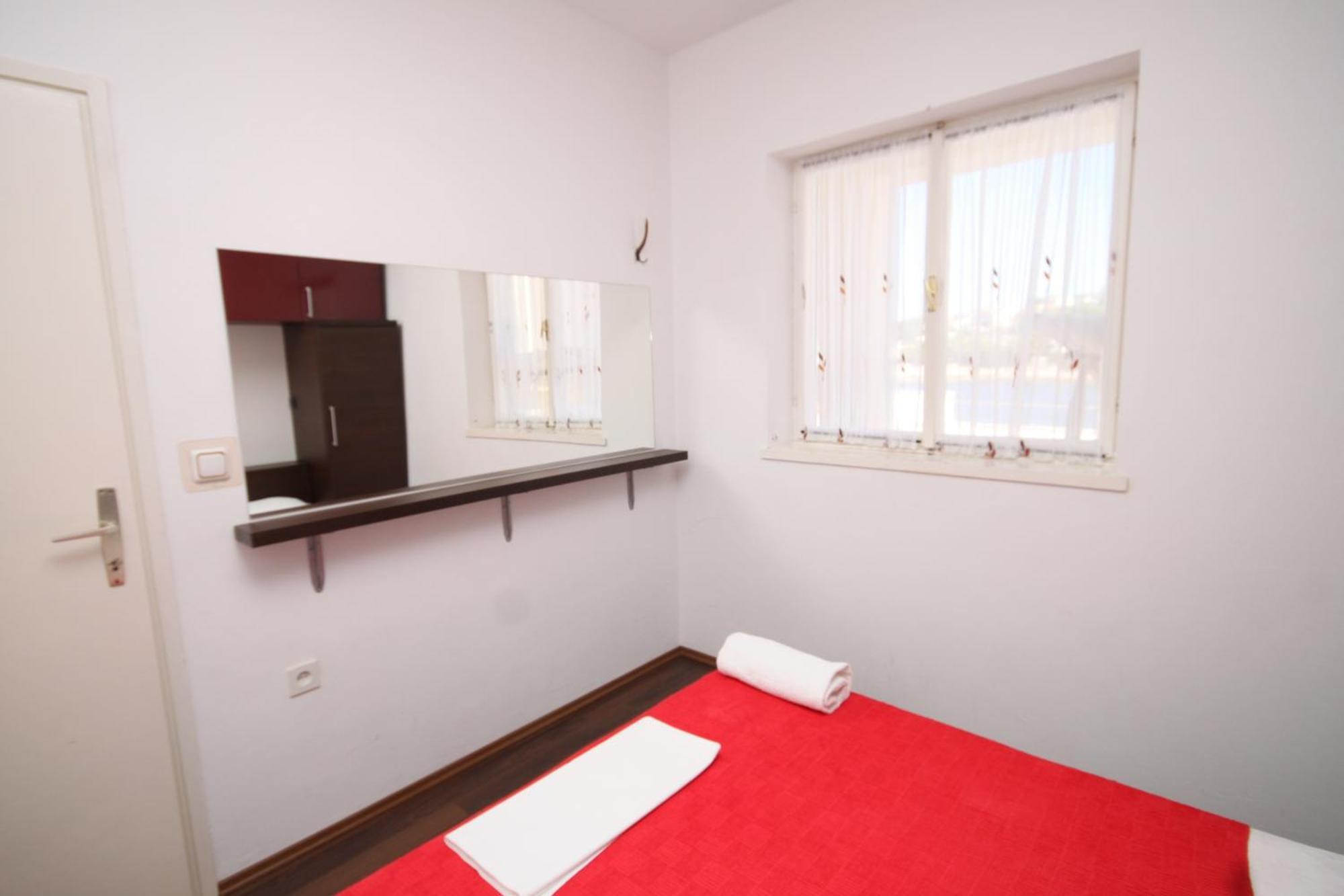 Apartments By The Sea Bilo, Primosten - 8364 Room photo
